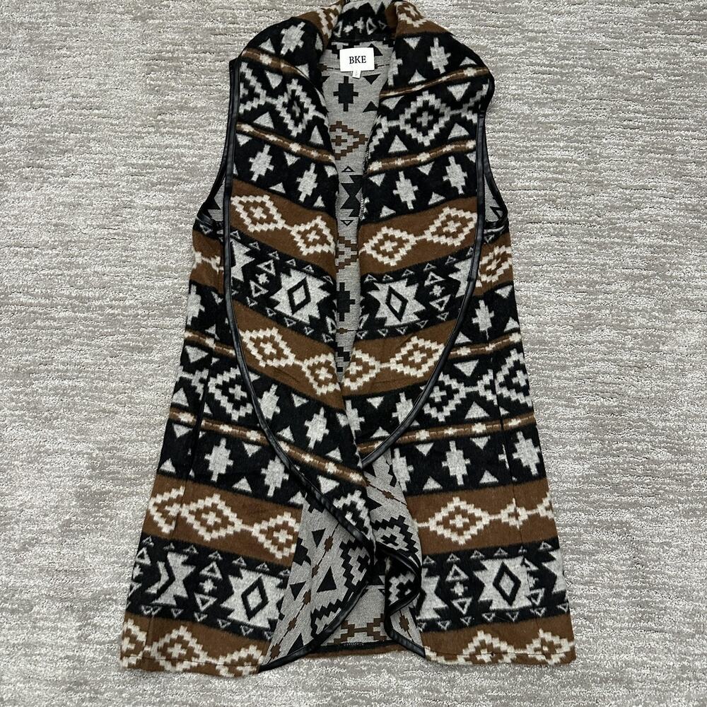 BKE Sweater Vest Womens L Brown Black Aztec Knit Open Front Pockets Boho Western